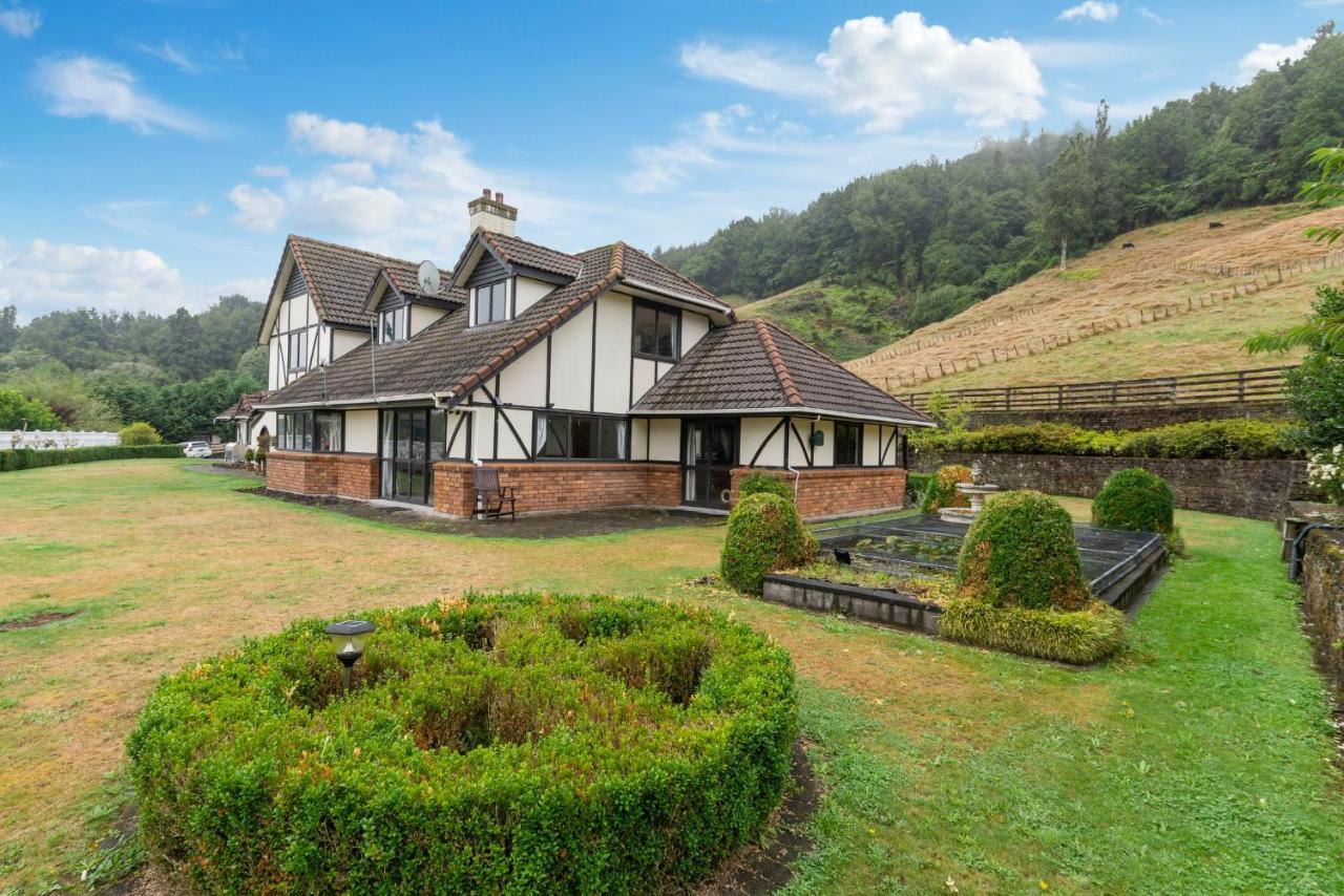Skyline Mountain View Lodge Up To 16 People Rotorua Exterior foto